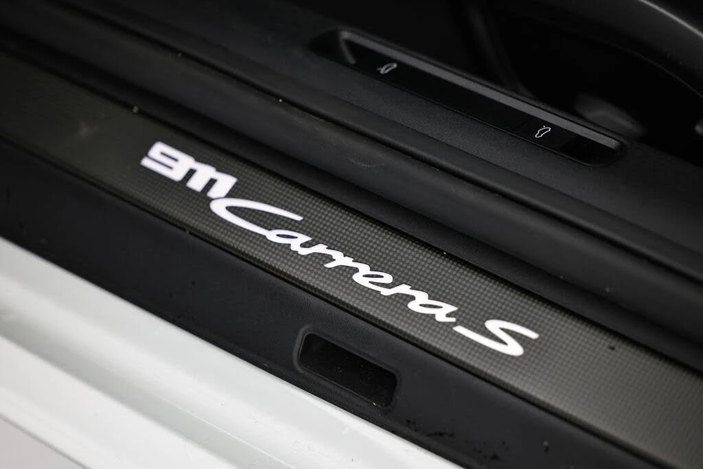 2021 Porsche 992 Carrera - Image 22 of 31