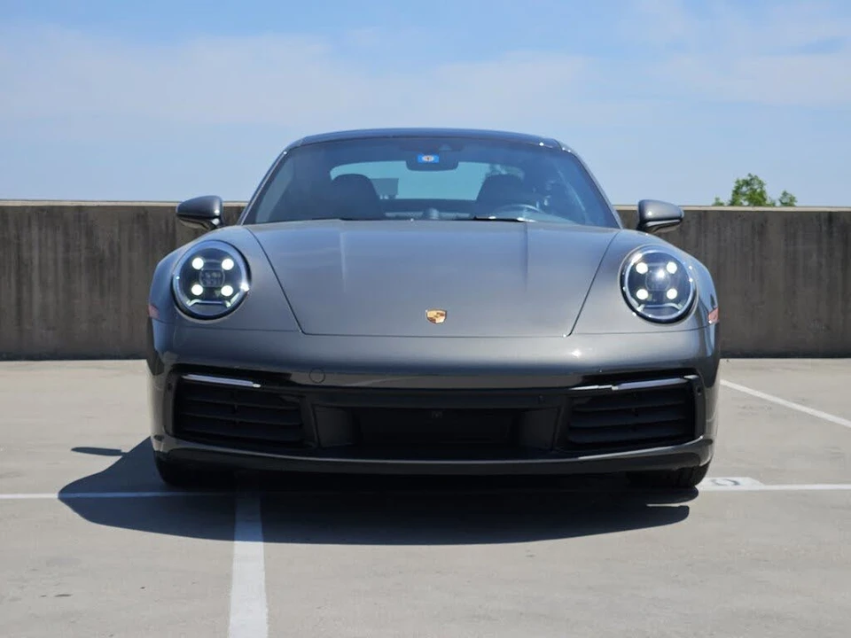 2021 Porsche 992 Carrera - Image 11 of 31