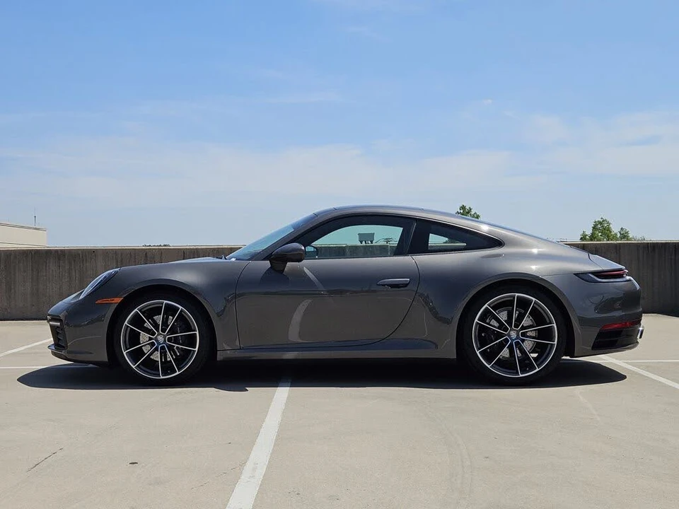 2021 Porsche 992 Carrera - Image 2 of 31