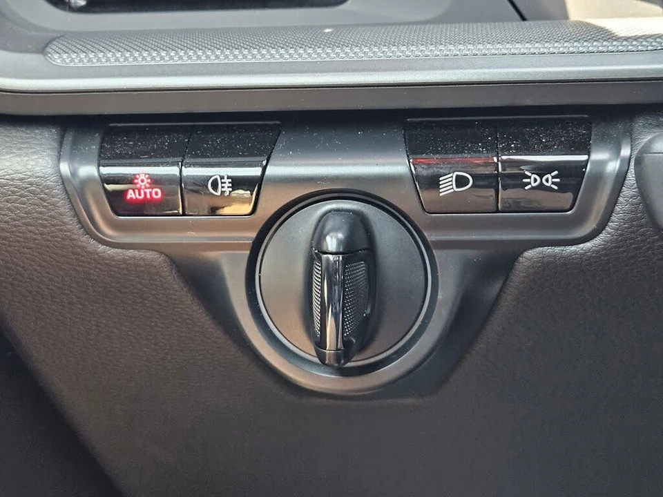 2021 Porsche 992 Carrera - Image 22 of 31