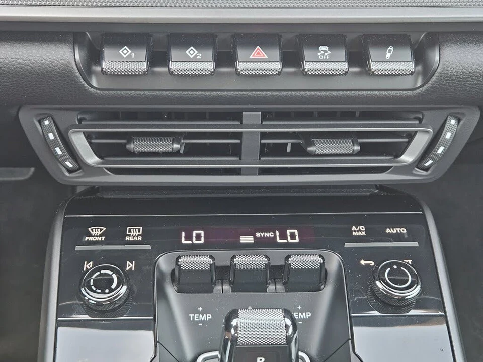 2021 Porsche 992 Carrera - Image 19 of 31