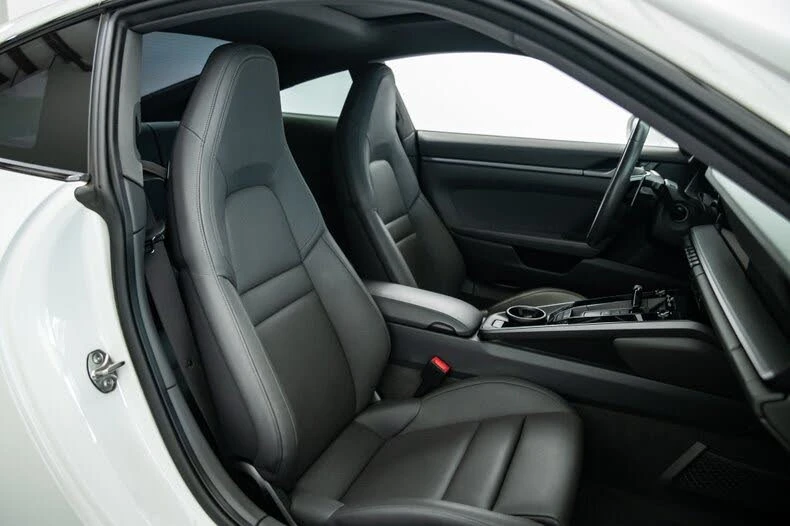 2021 Porsche 992 Carrera - Image 13 of 25