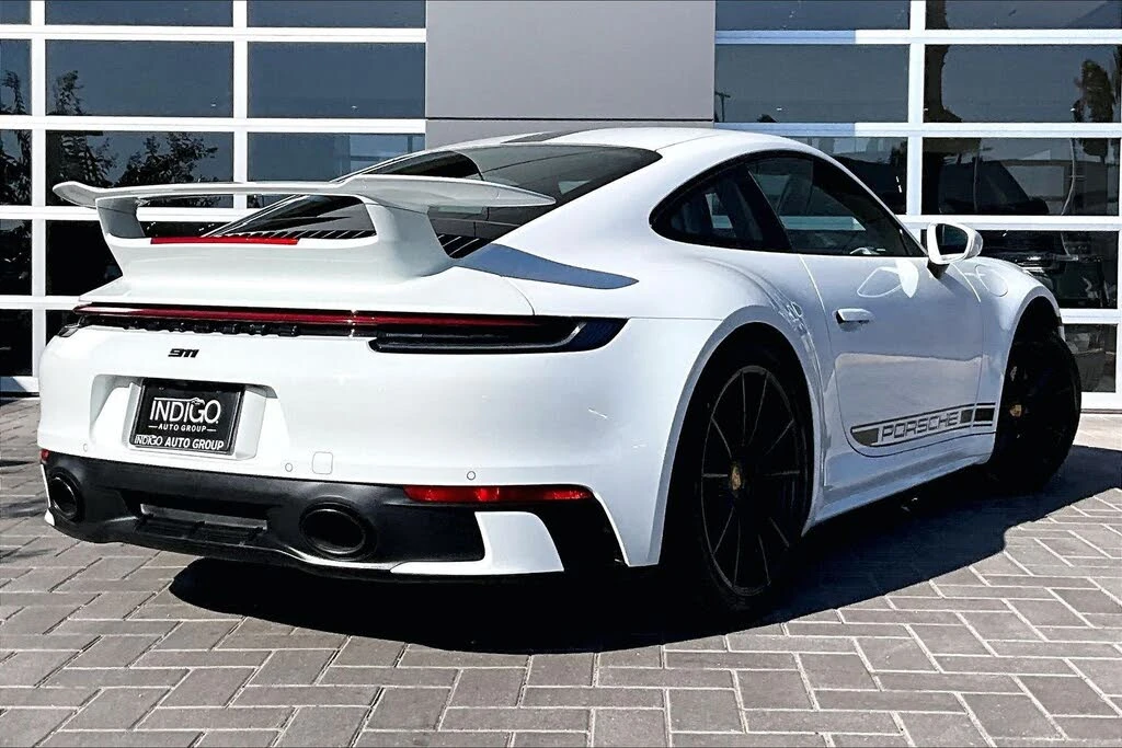 2021 Porsche 992 Carrera - Image 11 of 30