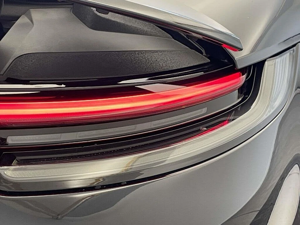2021 Porsche 992 Carrera - Image 16 of 31