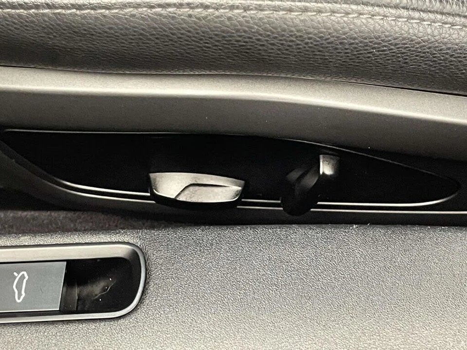 2021 Porsche 992 Carrera - Image 17 of 31