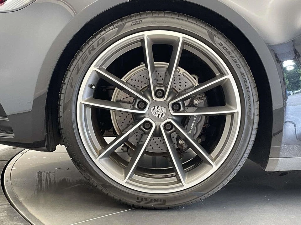 2021 Porsche 992 Carrera - Image 13 of 31