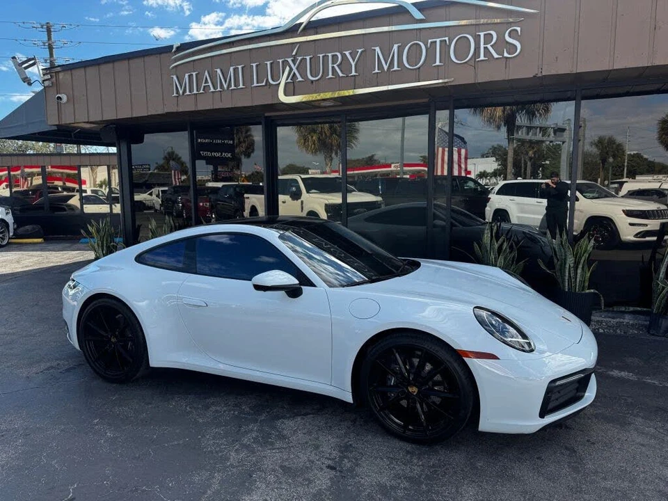 2021 Porsche 992 Carrera - Image 2 of 24