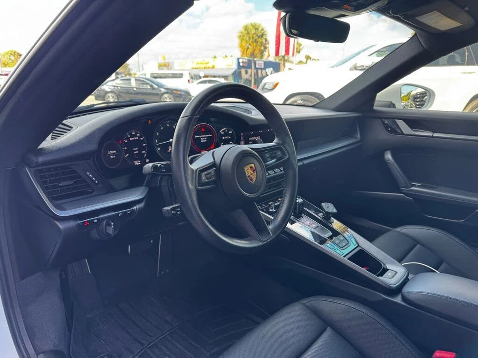2021 Porsche 992 Carrera - Image 15 of 24