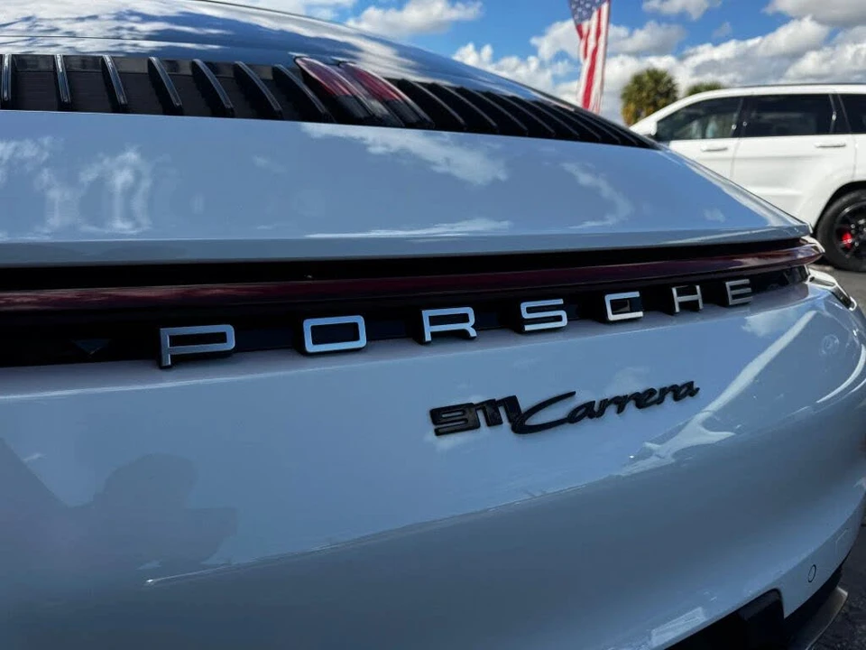2021 Porsche 992 Carrera - Image 9 of 24