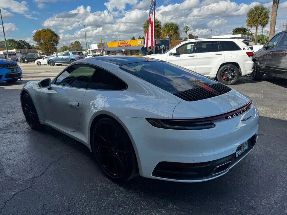 2021 Porsche 992 Carrera - Image 7 of 24