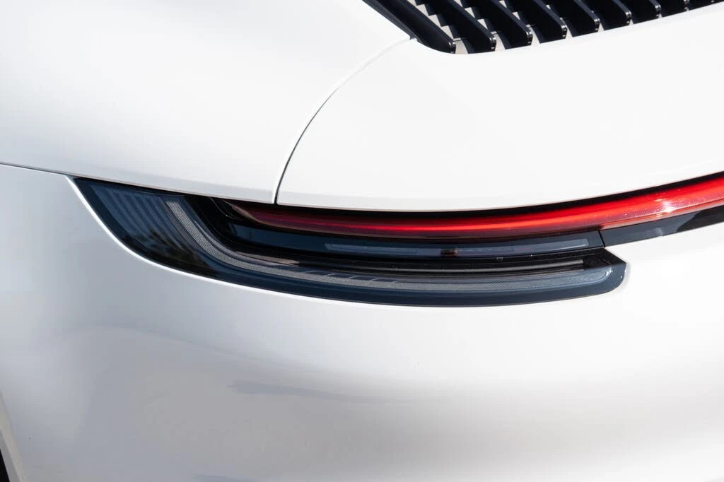 2021 Porsche 992 Carrera - Image 24 of 31