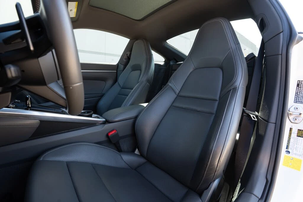 2021 Porsche 992 Carrera - Image 10 of 31