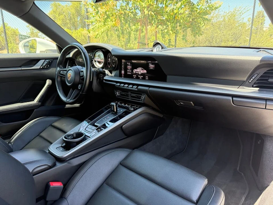 2021 Porsche 992 Carrera - Image 28 of 31