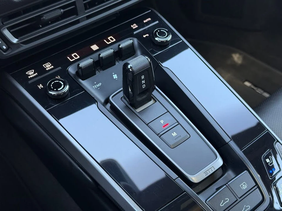 2021 Porsche 992 Carrera - Image 24 of 31