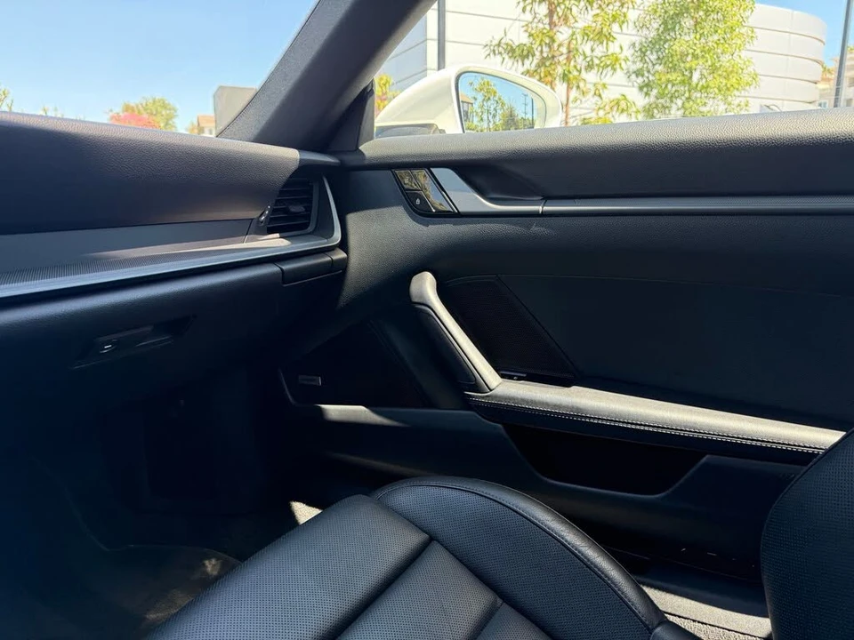 2021 Porsche 992 Carrera - Image 26 of 31