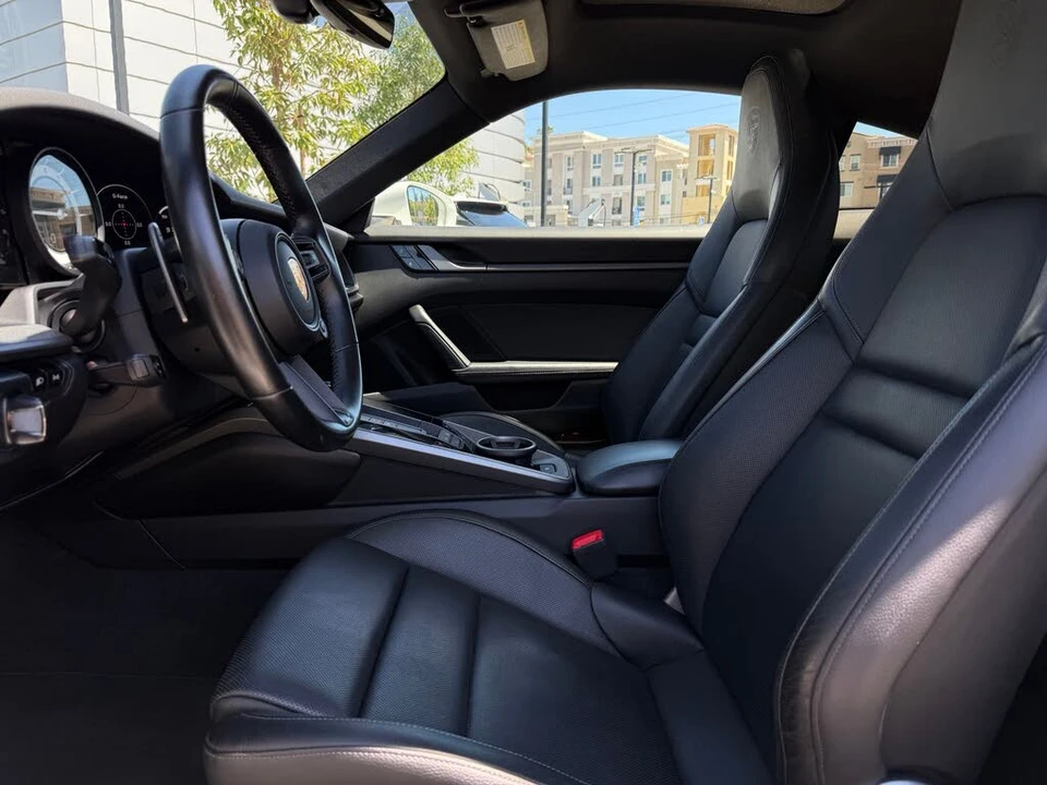 2021 Porsche 992 Carrera - Image 14 of 31
