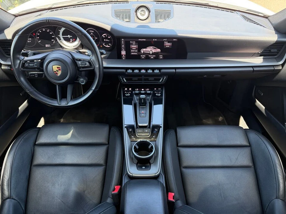 2021 Porsche 992 Carrera - Image 15 of 31