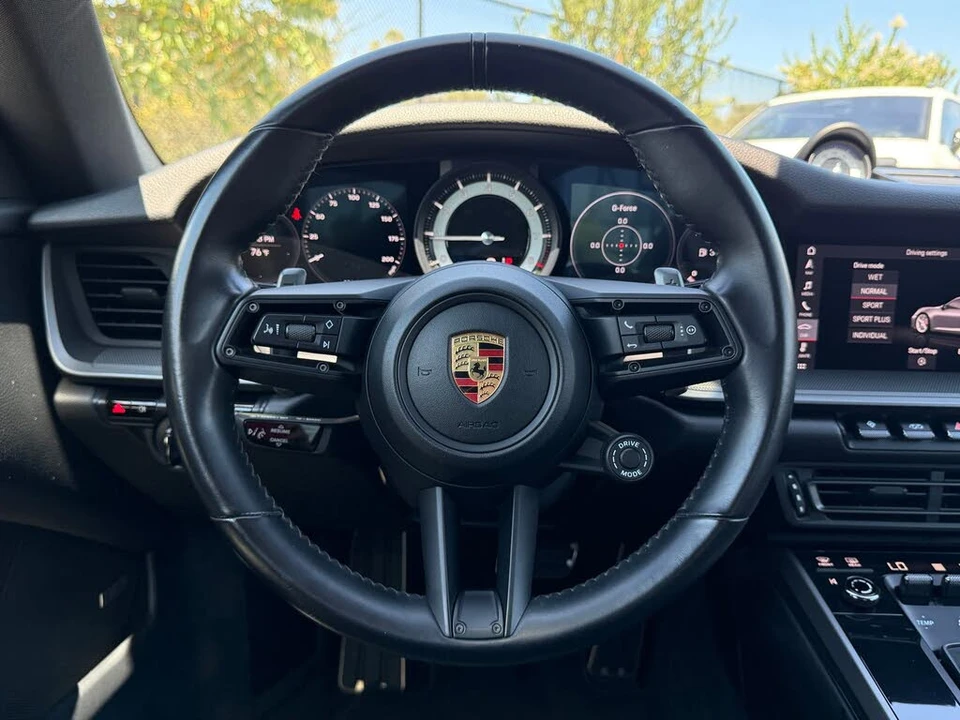 2021 Porsche 992 Carrera - Image 17 of 31