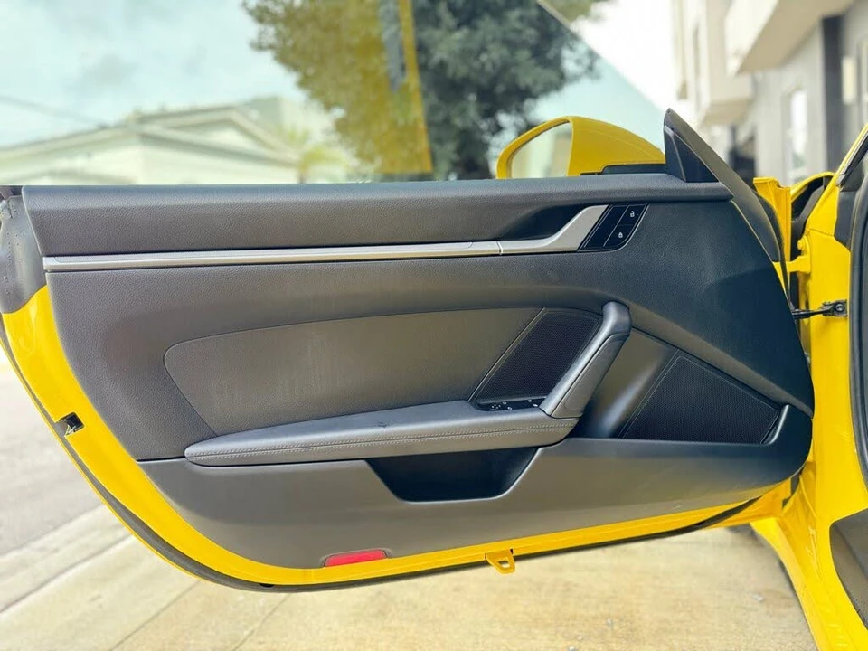 2021 Porsche 992 Carrera - Image 27 of 31