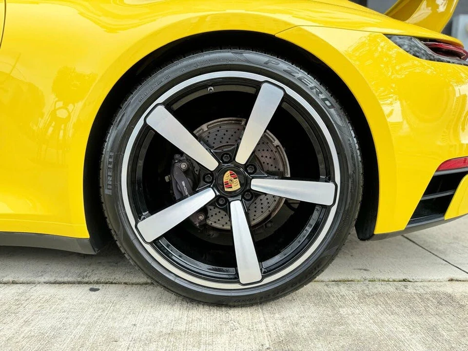 2021 Porsche 992 Carrera - Image 24 of 31