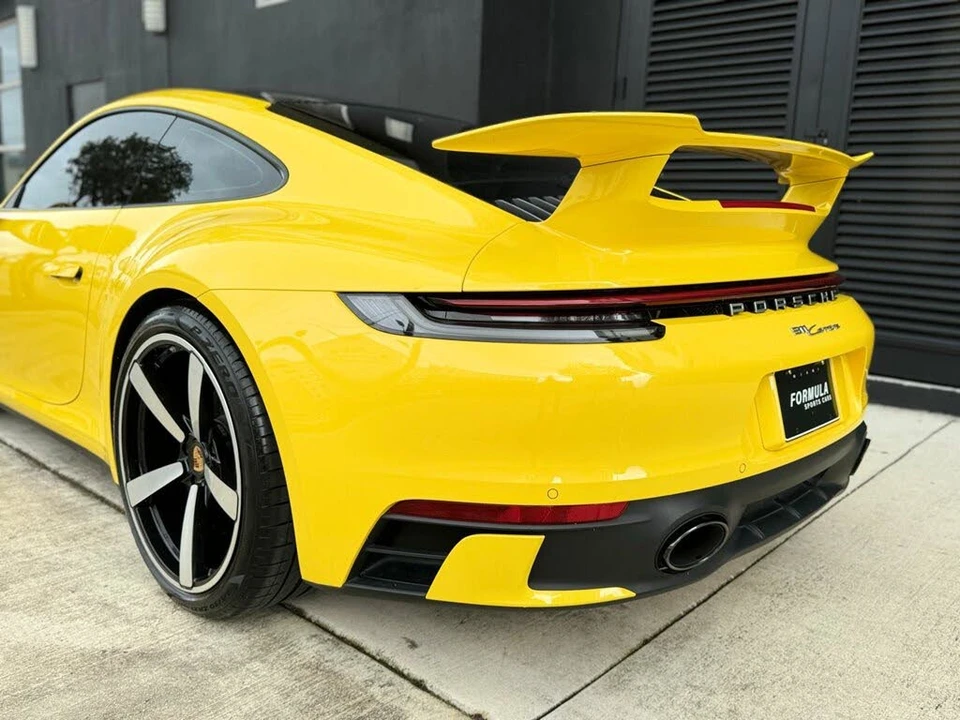 2021 Porsche 992 Carrera - Image 16 of 31