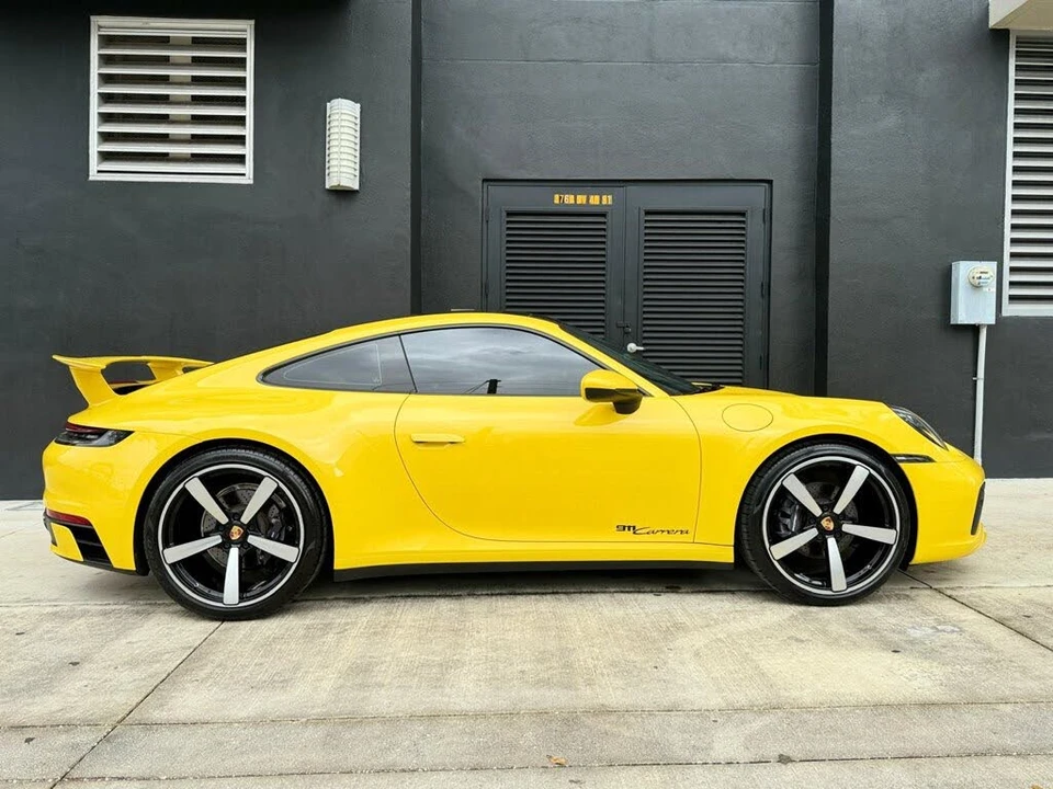 2021 Porsche 992 Carrera - Image 8 of 31