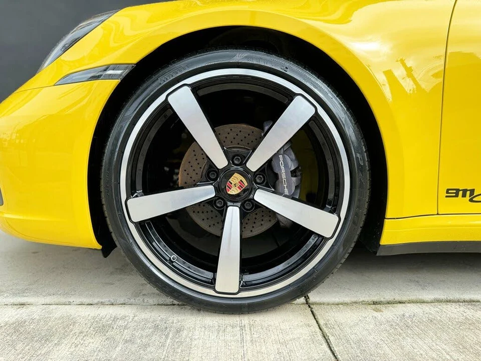 2021 Porsche 992 Carrera - Image 23 of 31