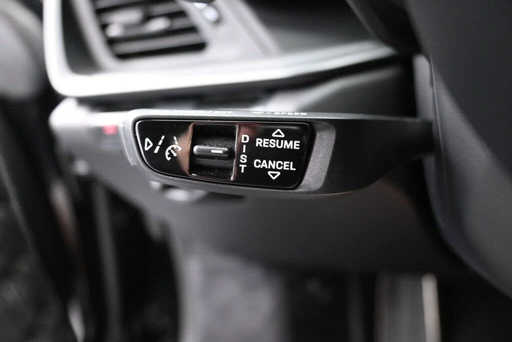 2021 Porsche 992 Carrera - Image 13 of 30