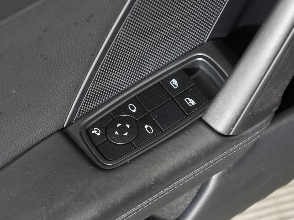 2021 Porsche 992 Carrera - Image 22 of 31
