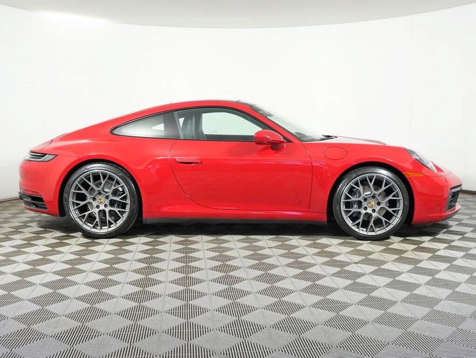 2021 Porsche 992 Carrera - Image 8 of 31