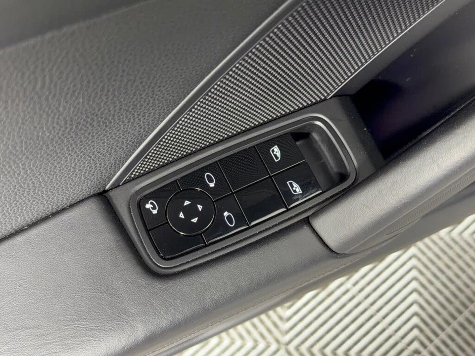 2021 Porsche 992 Carrera - Image 15 of 31