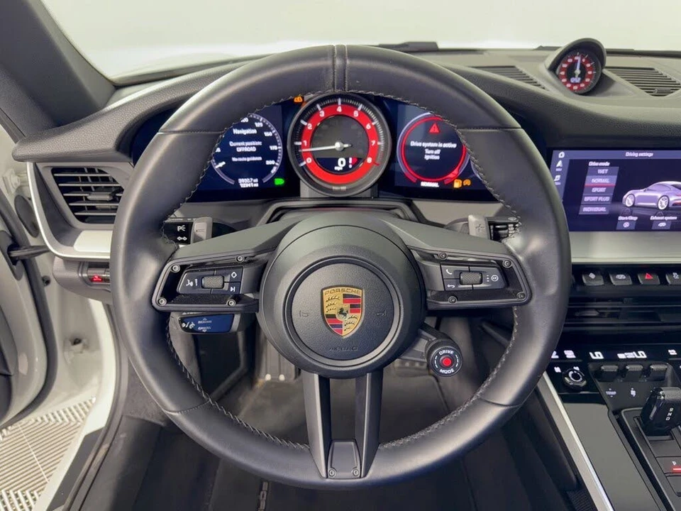 2021 Porsche 992 Carrera - Image 10 of 31