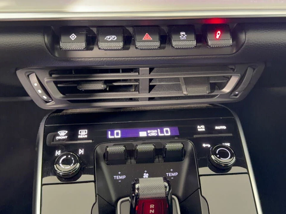 2021 Porsche 992 Carrera - Image 22 of 31