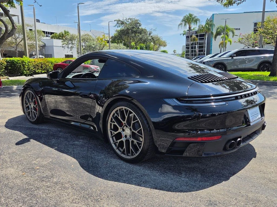 2021 Porsche 992 Carrera - Image 11 of 31