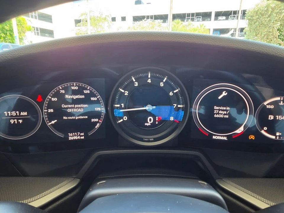 2021 Porsche 992 Carrera - Image 28 of 31
