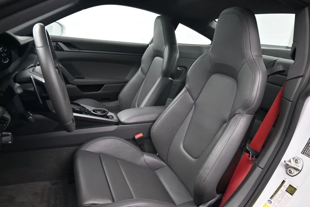 2021 Porsche 992 Carrera - Image 5 of 31