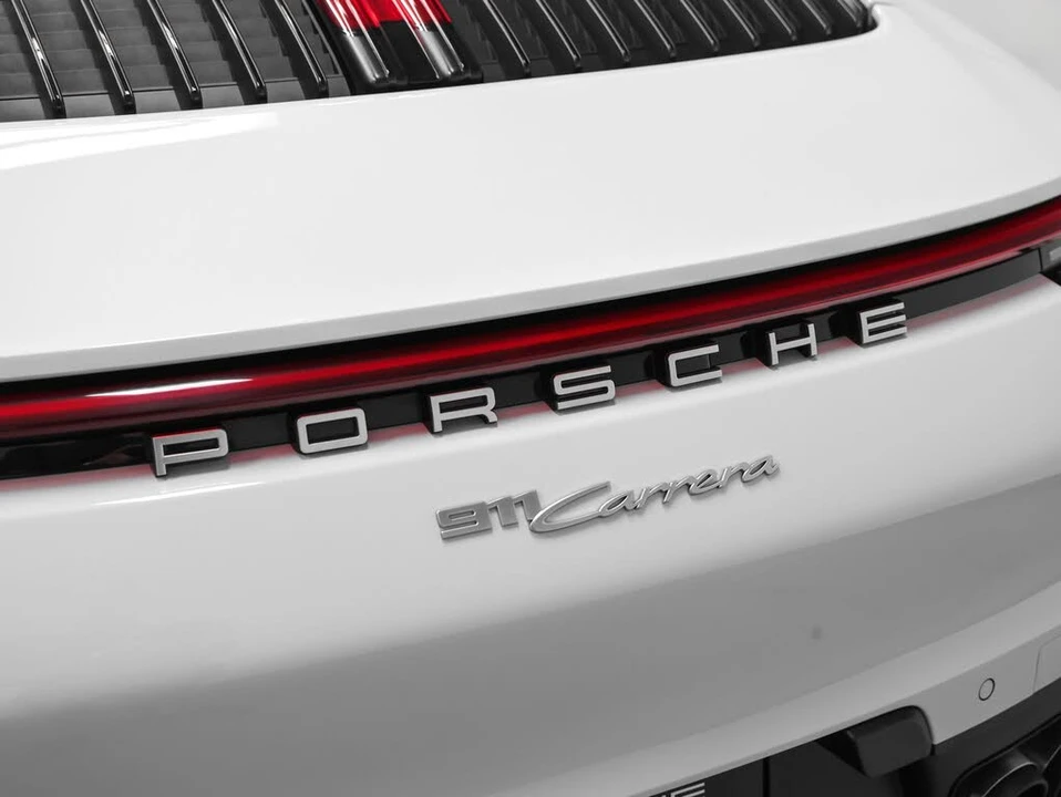 2021 Porsche 992 Carrera - Image 22 of 31