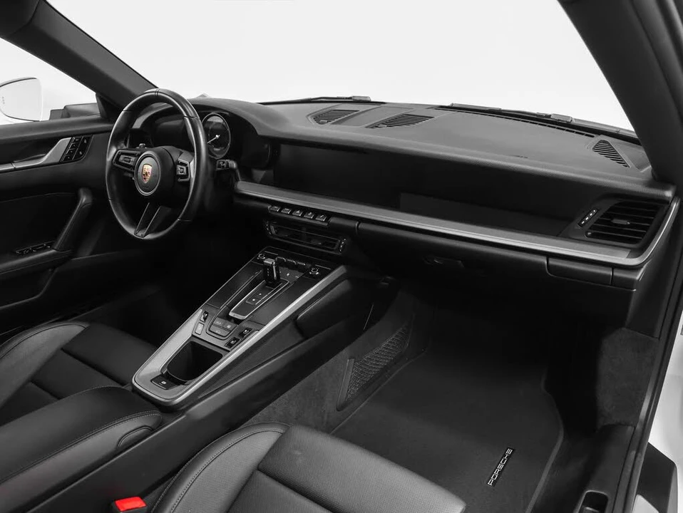 2021 Porsche 992 Carrera - Image 27 of 31