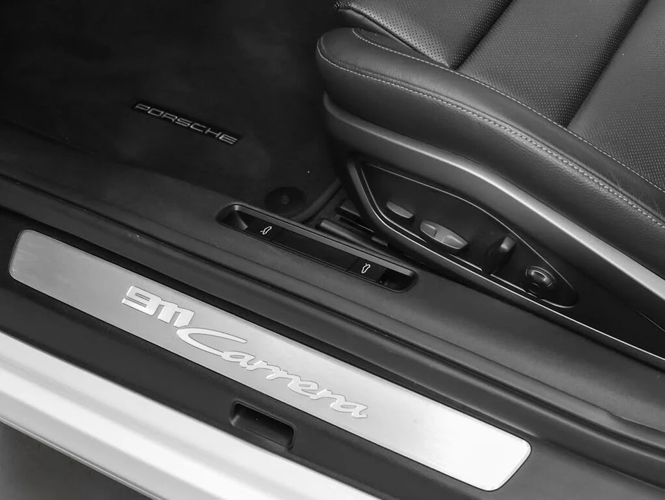 2021 Porsche 992 Carrera - Image 30 of 31