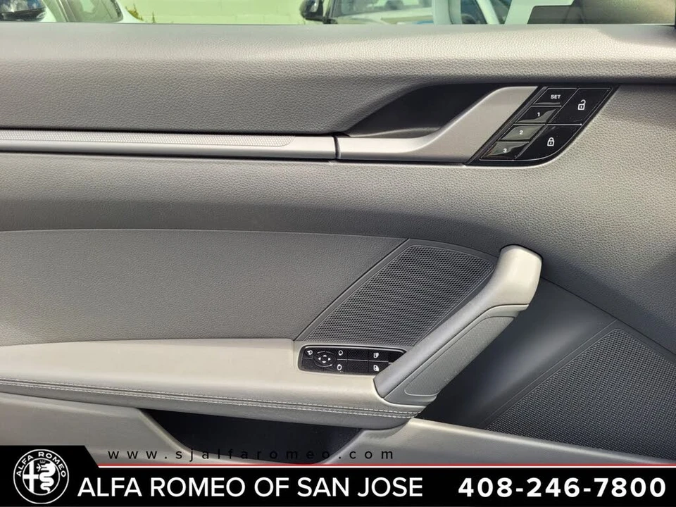 2021 Porsche 992 Carrera - Image 18 of 27