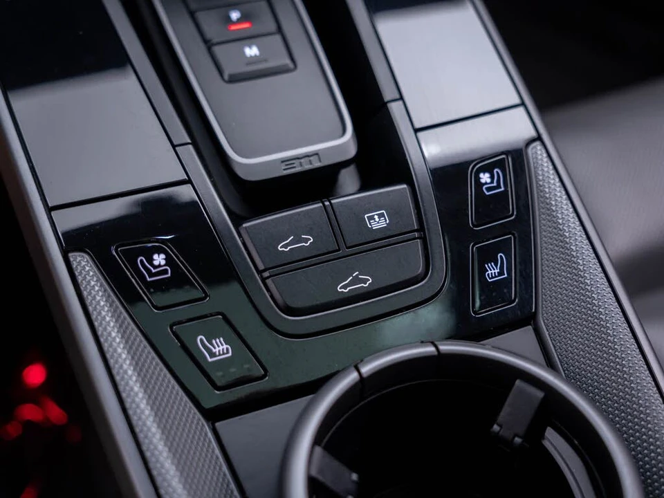 2021 Porsche 992 Carrera - Image 26 of 31