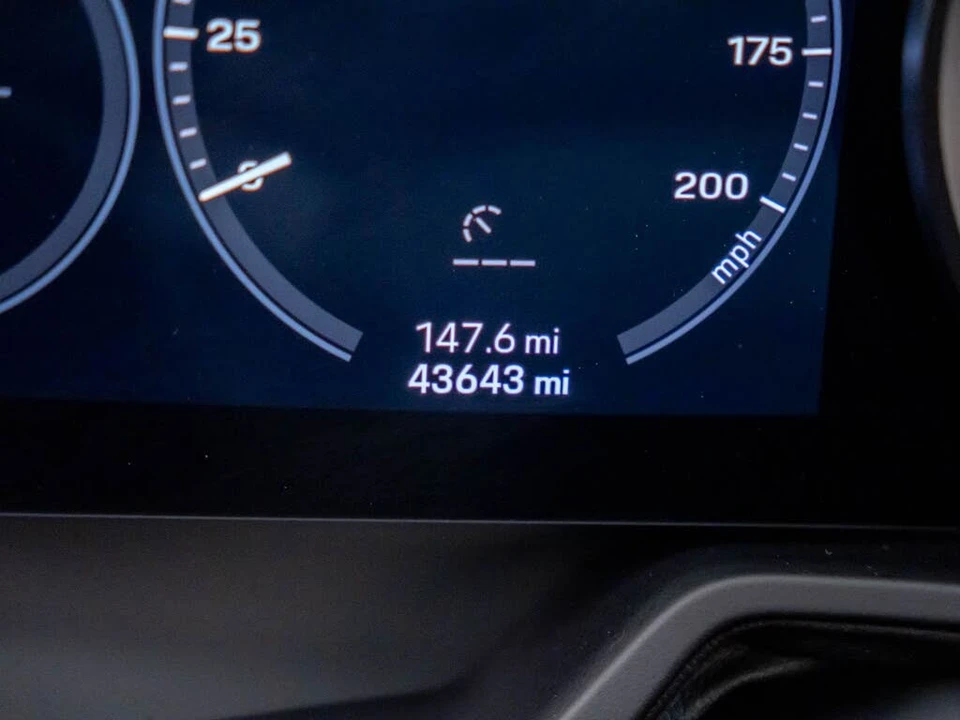 2021 Porsche 992 Carrera - Image 19 of 31