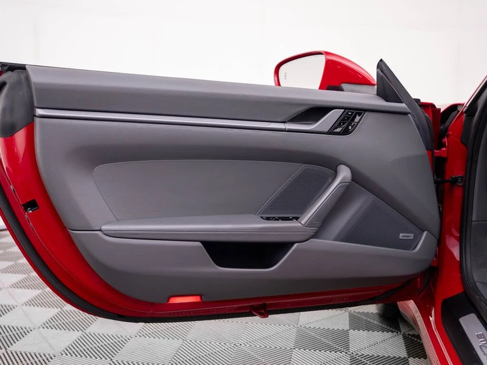 2021 Porsche 992 Carrera - Image 14 of 31
