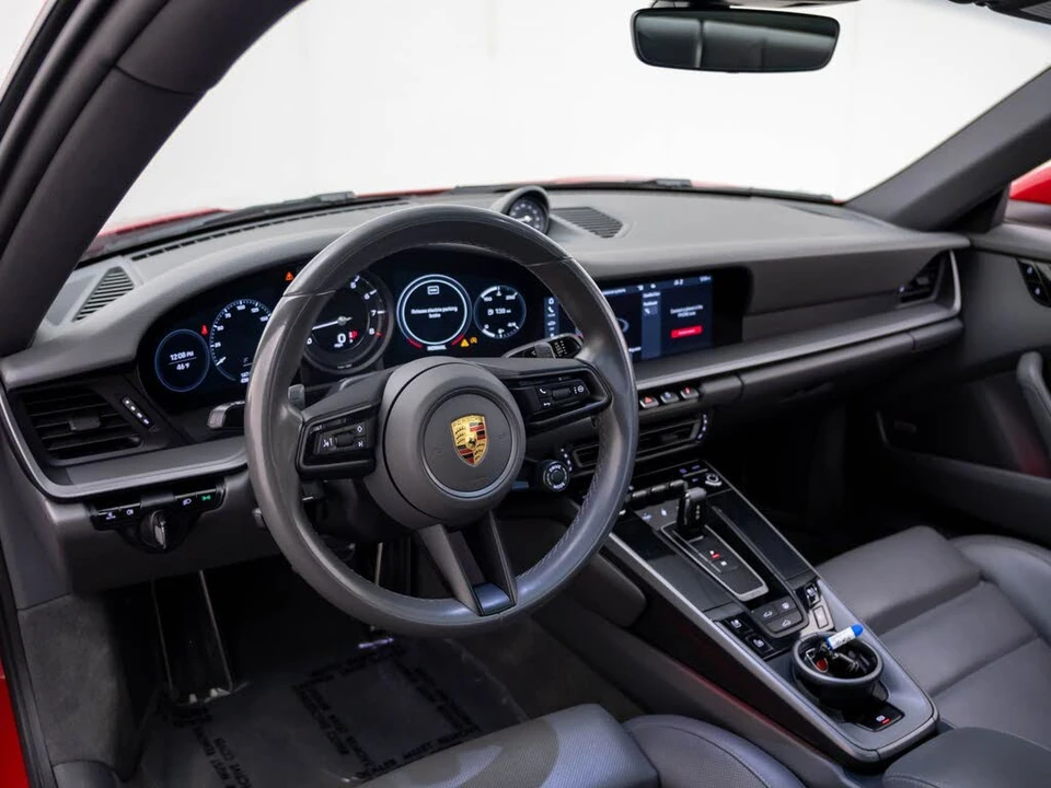 2021 Porsche 992 Carrera - Image 11 of 31