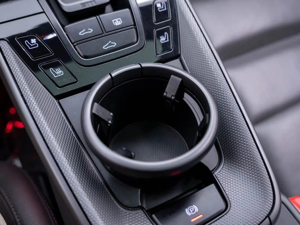 2021 Porsche 992 Carrera - Image 28 of 31