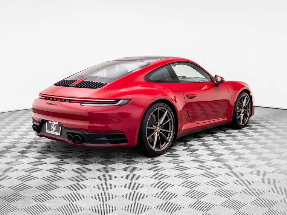 2021 Porsche 992 Carrera - Image 8 of 31