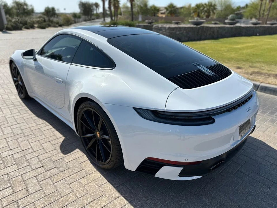 2021 Porsche 992 Carrera - Image 25 of 31