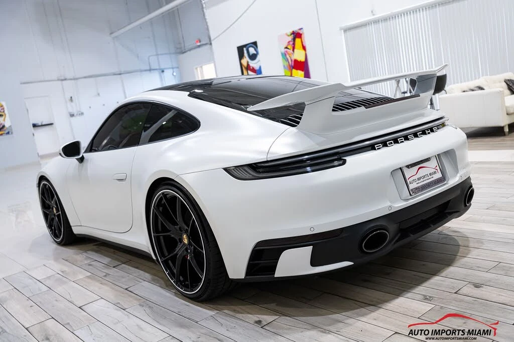 2021 Porsche 992 Carrera - Image 15 of 31