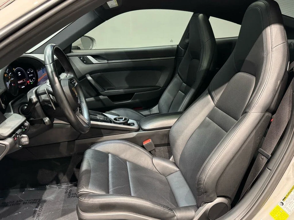 2021 Porsche 992 Carrera - Image 13 of 31
