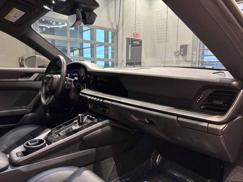 2021 Porsche 992 Carrera - Image 28 of 31